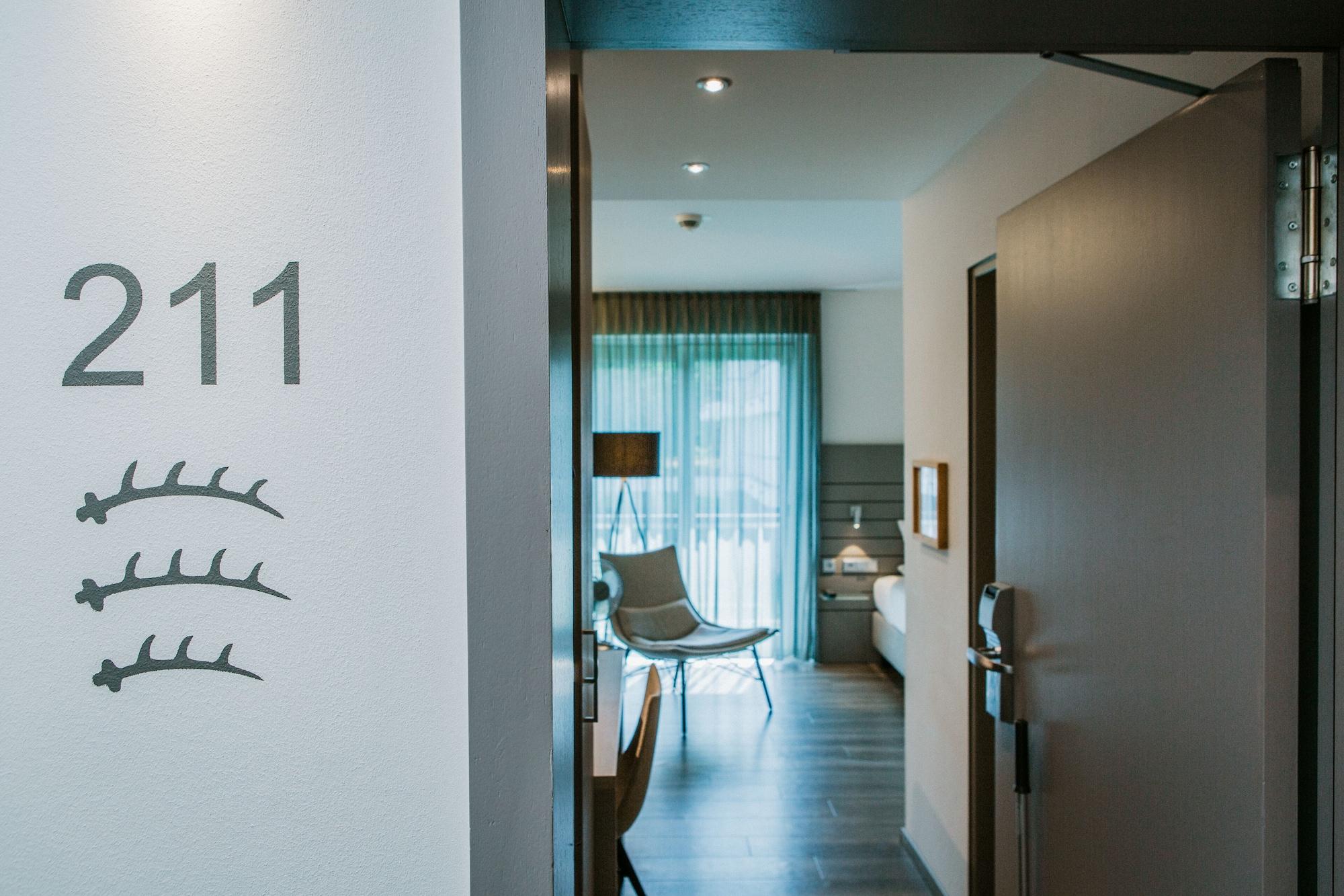 シュロスホテル モンレポス ルートヴィヒスブルク エクステリア 写真